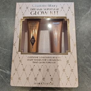 Charlotte Tilbury Dreamy Superstar Glow Kit